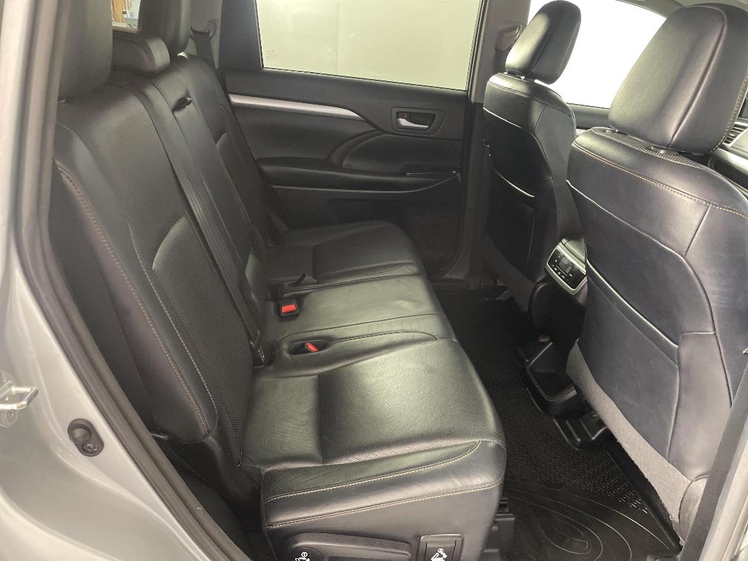 Photo '20' of Toyota Highlander