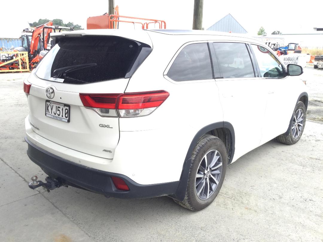 Photo '8' of Toyota Highlander GXL Photo '8' of Toyota Highlander GXL