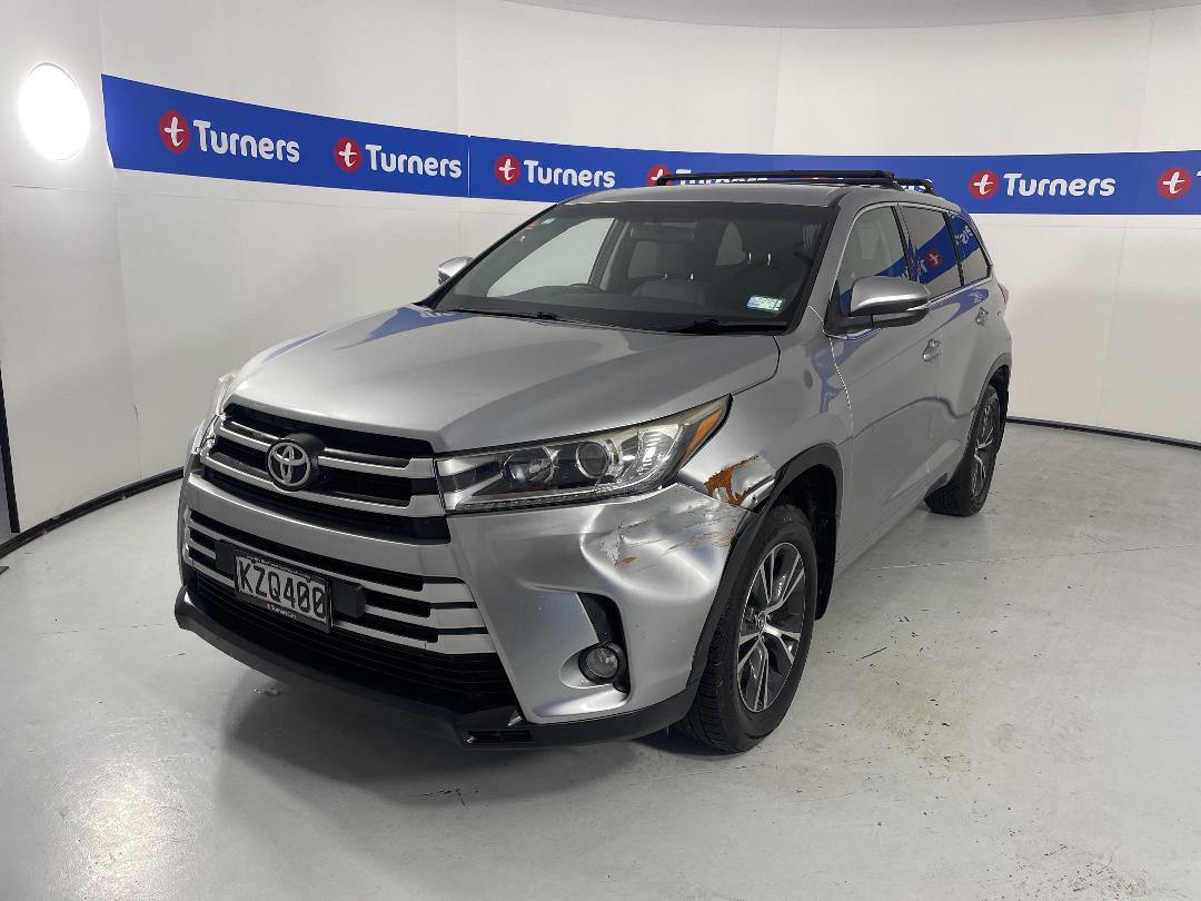 Photo '4' of Toyota Highlander Photo '4' of Toyota Highlander