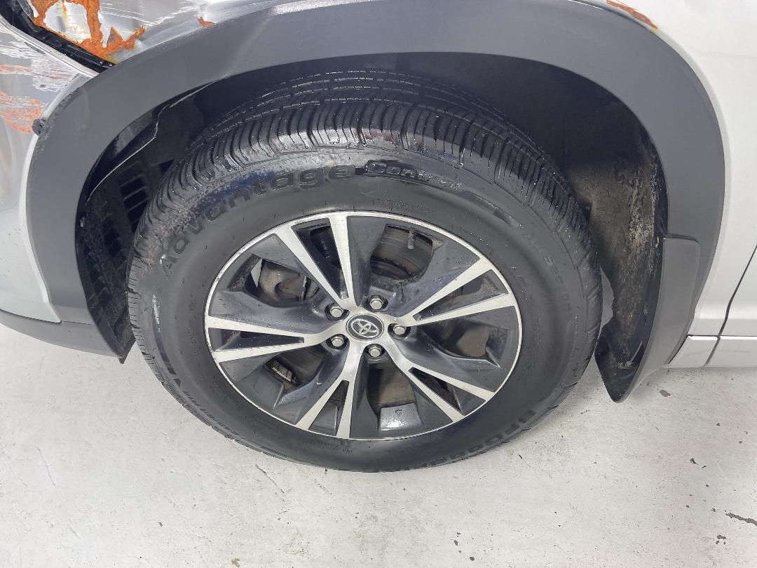 Photo '10' of Toyota Highlander Photo '10' of Toyota Highlander