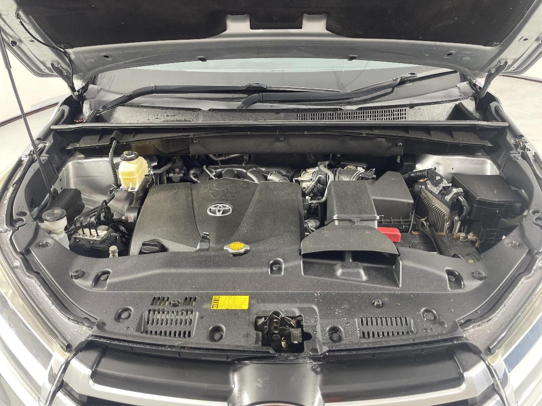 Photo '13' of Toyota Highlander Photo '13' of Toyota Highlander