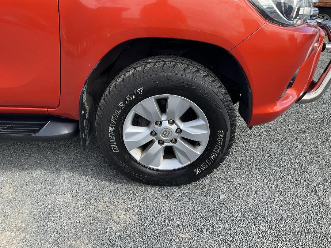 Photo '9' of Toyota Hilux