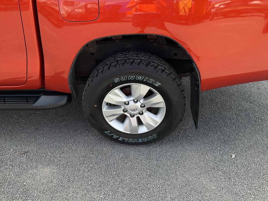 Photo '11' of Toyota Hilux