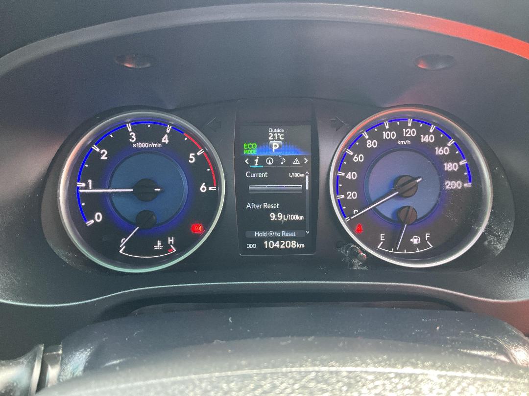 Photo '21' of Toyota Hilux