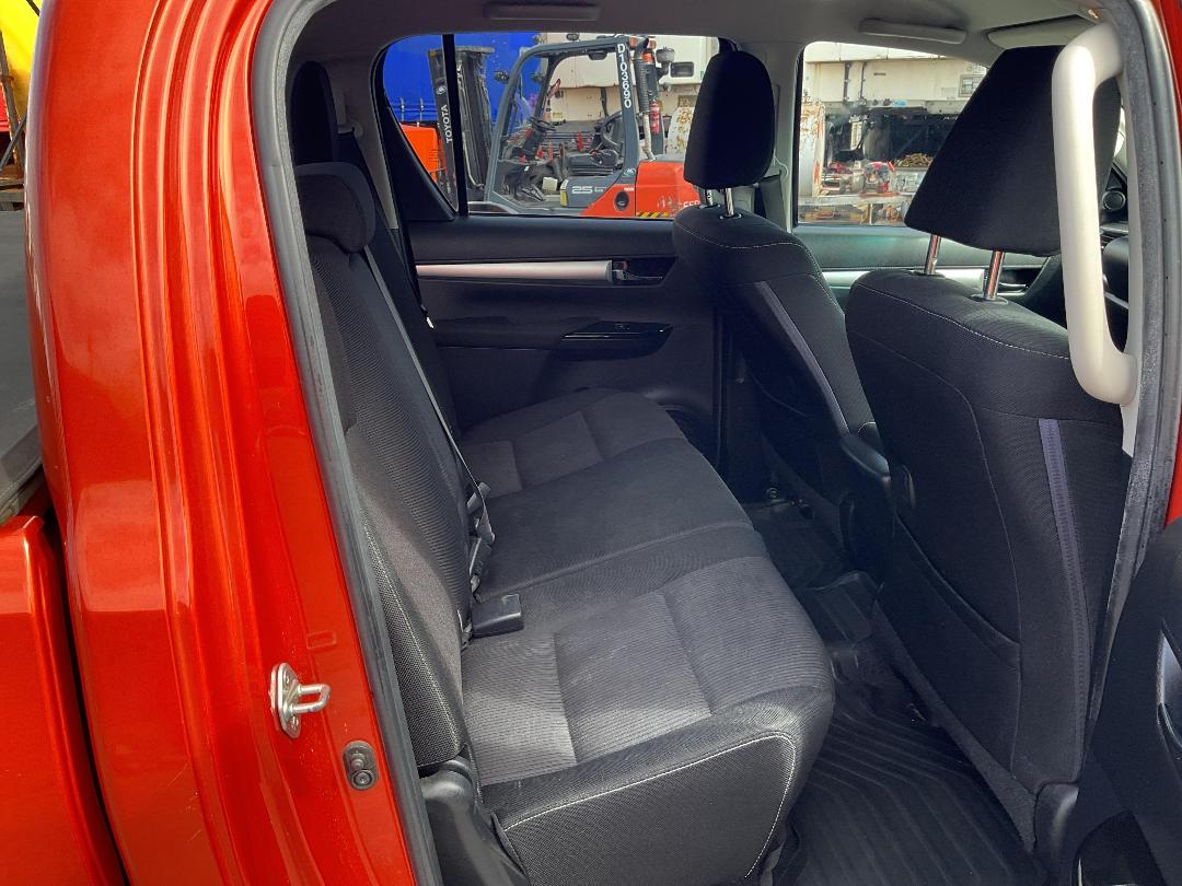 Photo '20' of Toyota Hilux