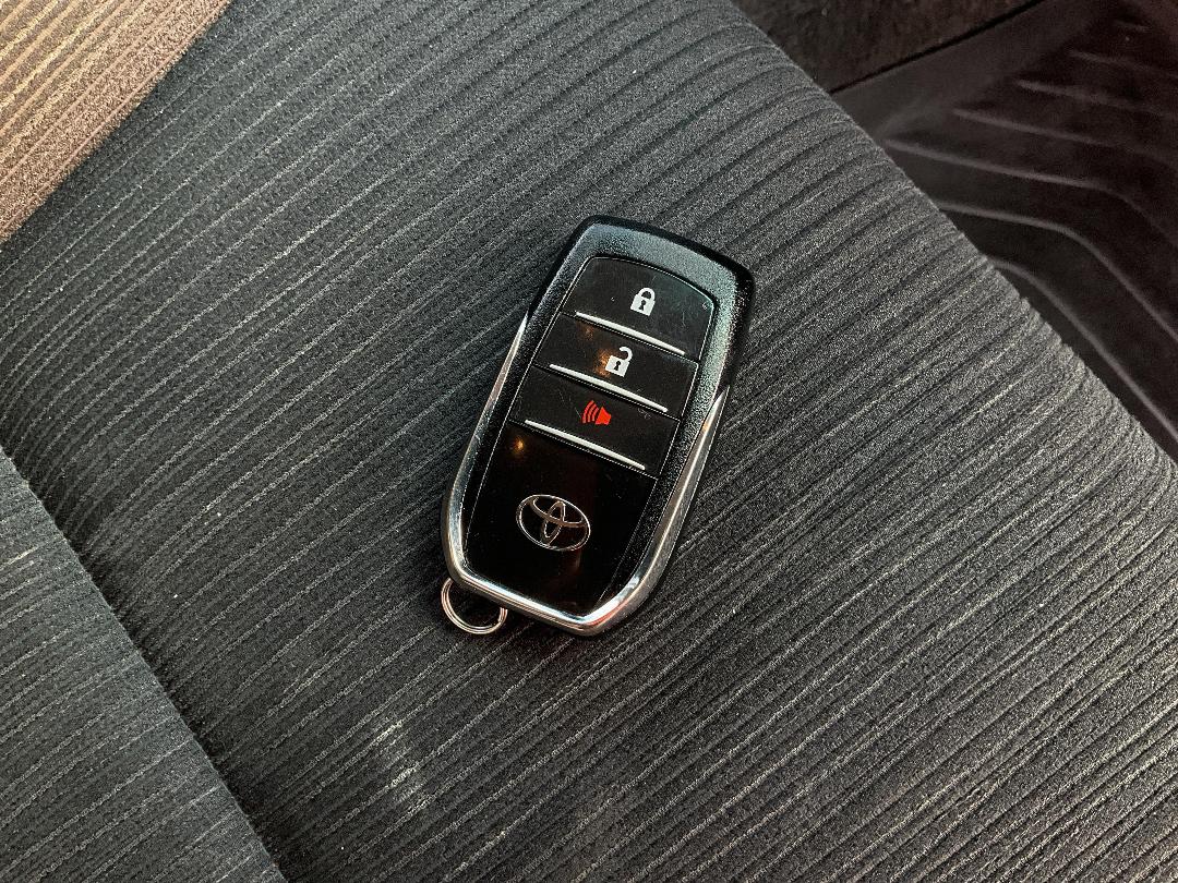 Photo '22' of Toyota Hilux