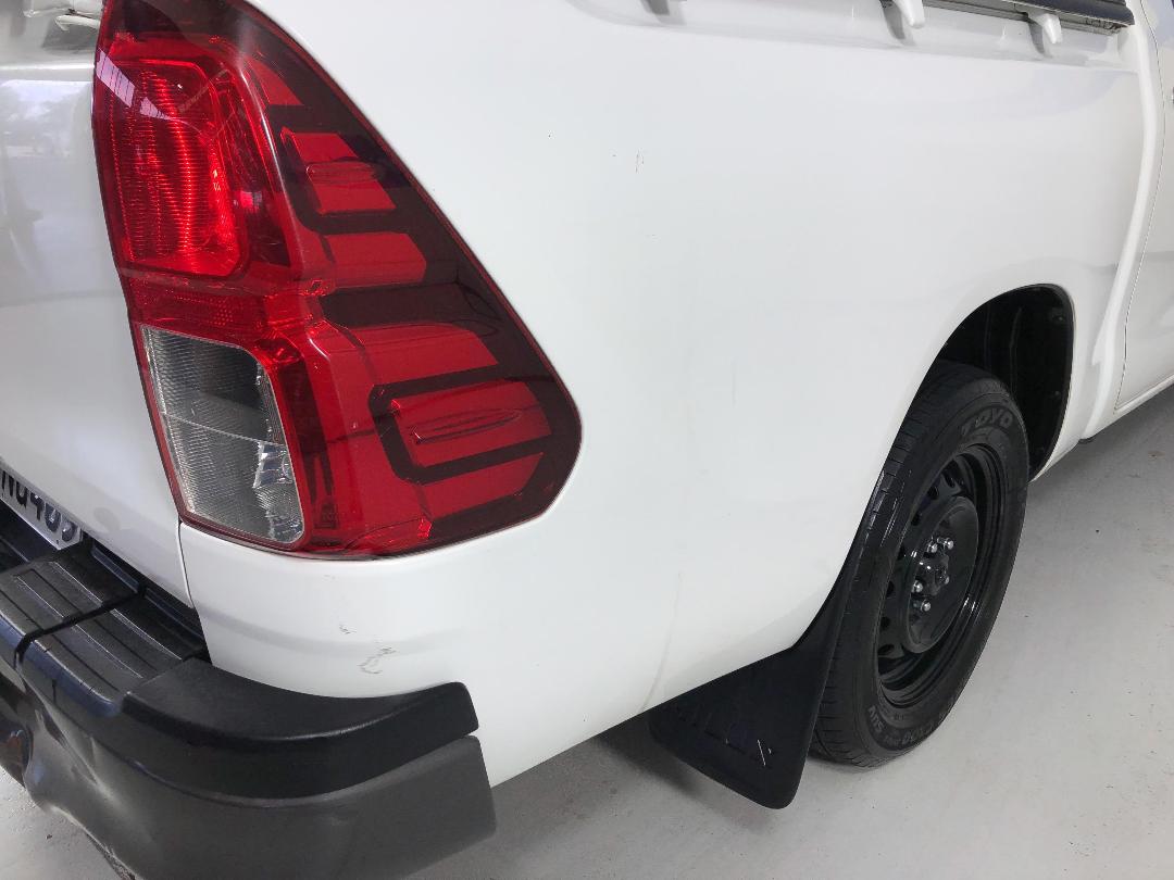 Photo '29' of Toyota Hilux