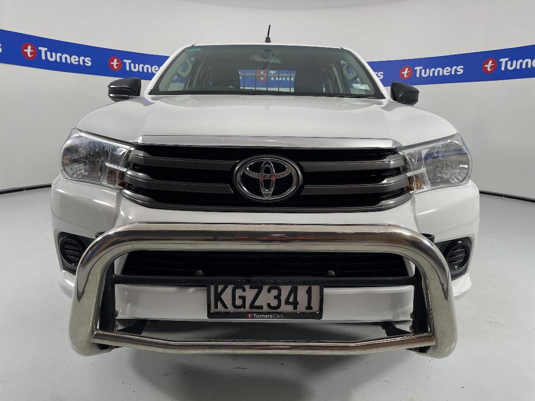 Photo '2' of Toyota Hilux Photo '2' of Toyota Hilux
