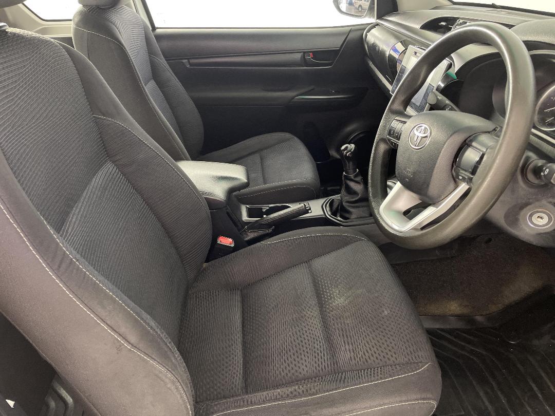 Photo '16' of Toyota Hilux Photo '16' of Toyota Hilux