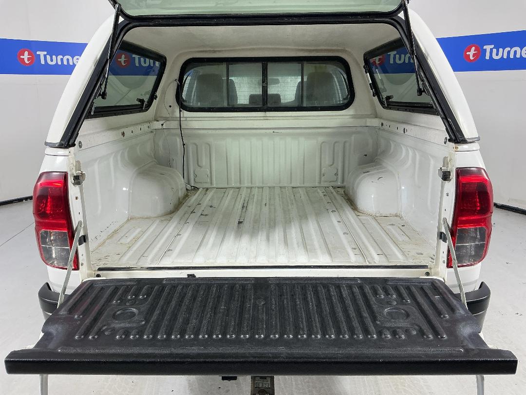 Photo '14' of Toyota Hilux