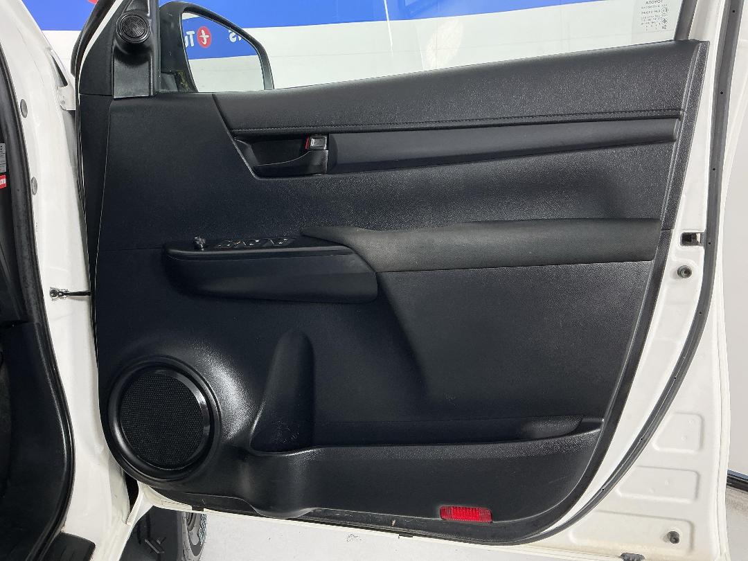 Photo '15' of Toyota Hilux