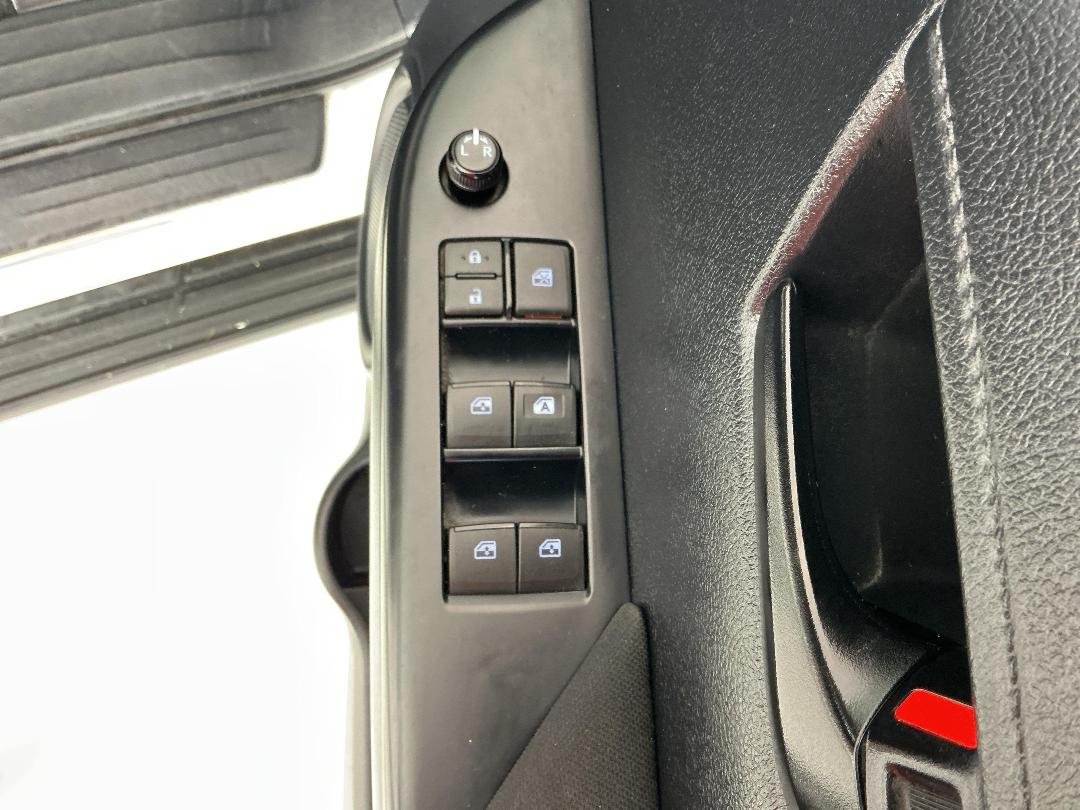 Photo '23' of Toyota Hilux