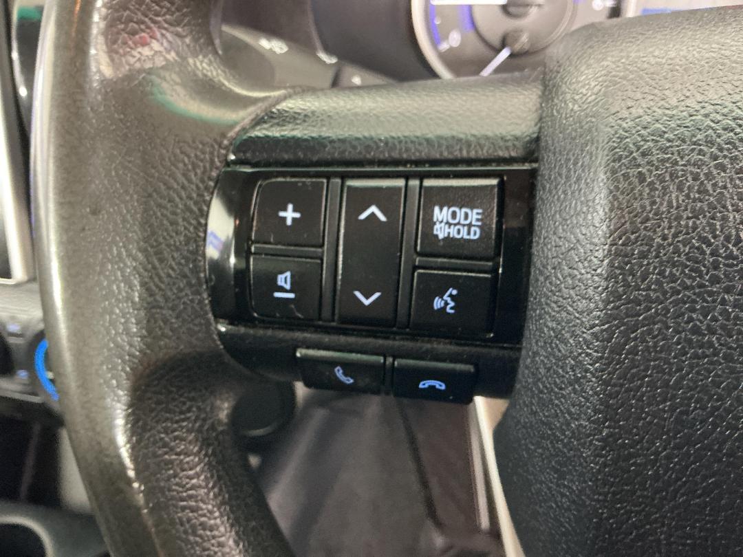 Photo '25' of Toyota Hilux