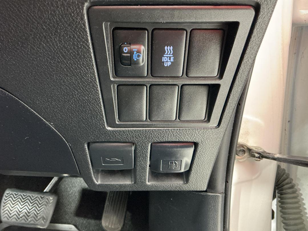 Photo '24' of Toyota Hilux Photo '24' of Toyota Hilux