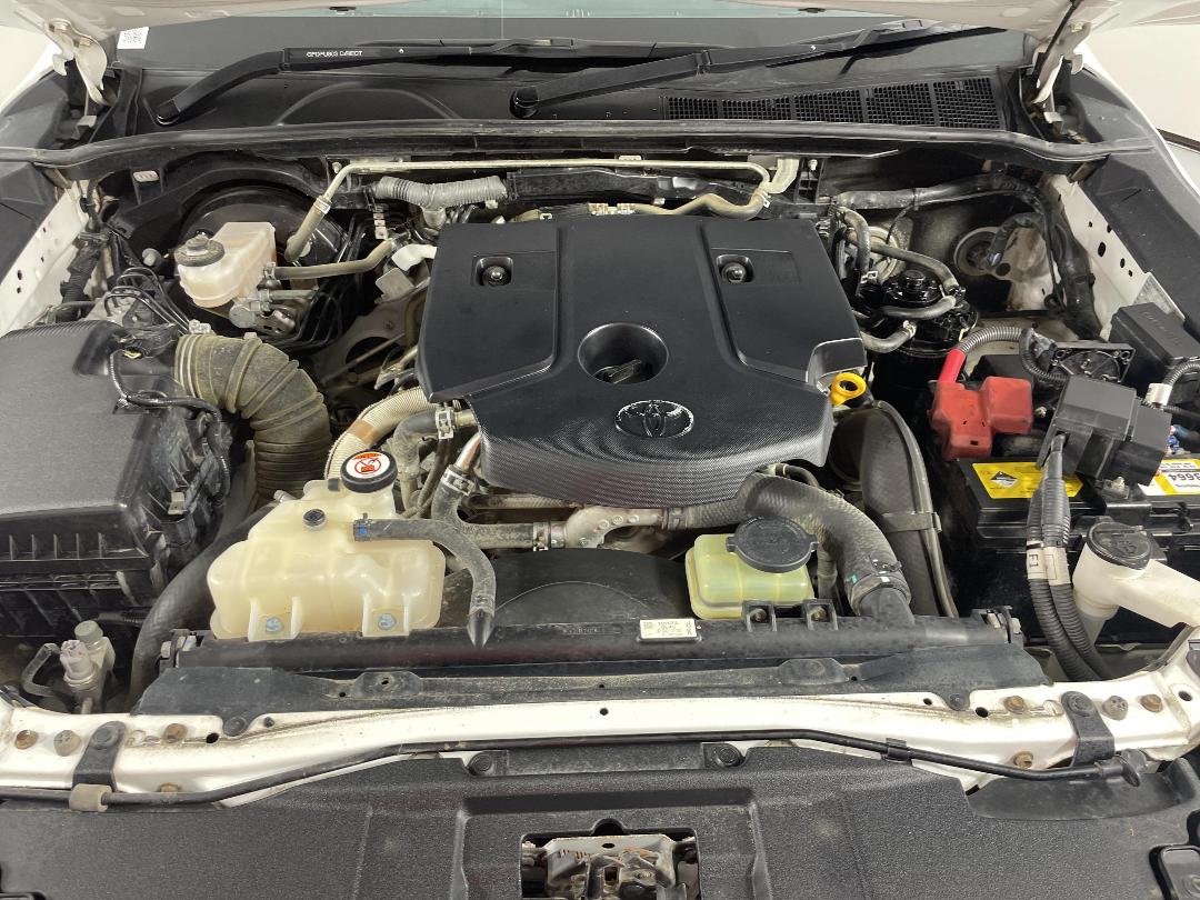 Photo '13' of Toyota Hilux