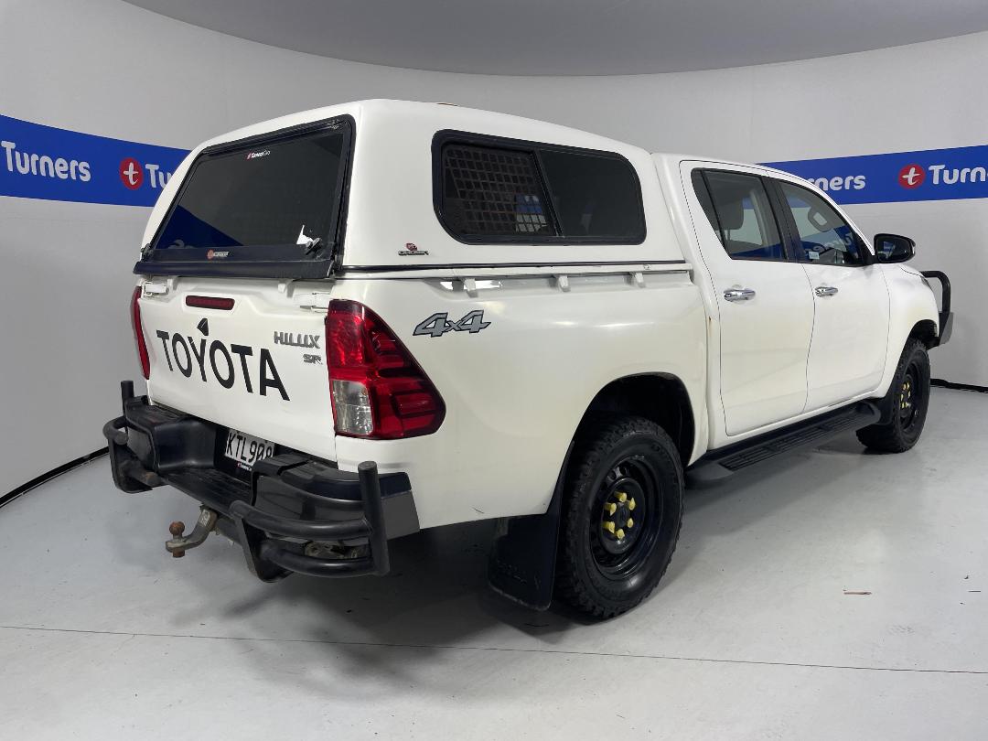 Photo '7' of Toyota Hilux