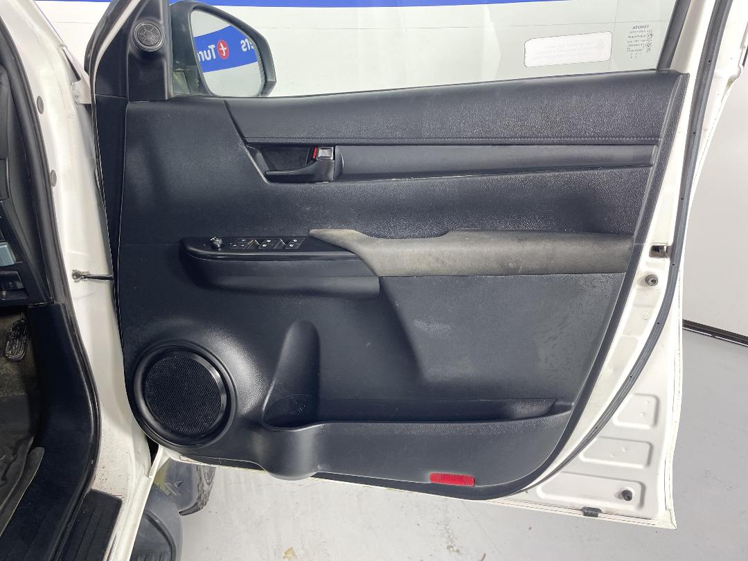 Photo '15' of Toyota Hilux