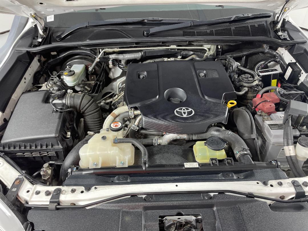 Photo '13' of Toyota Hilux