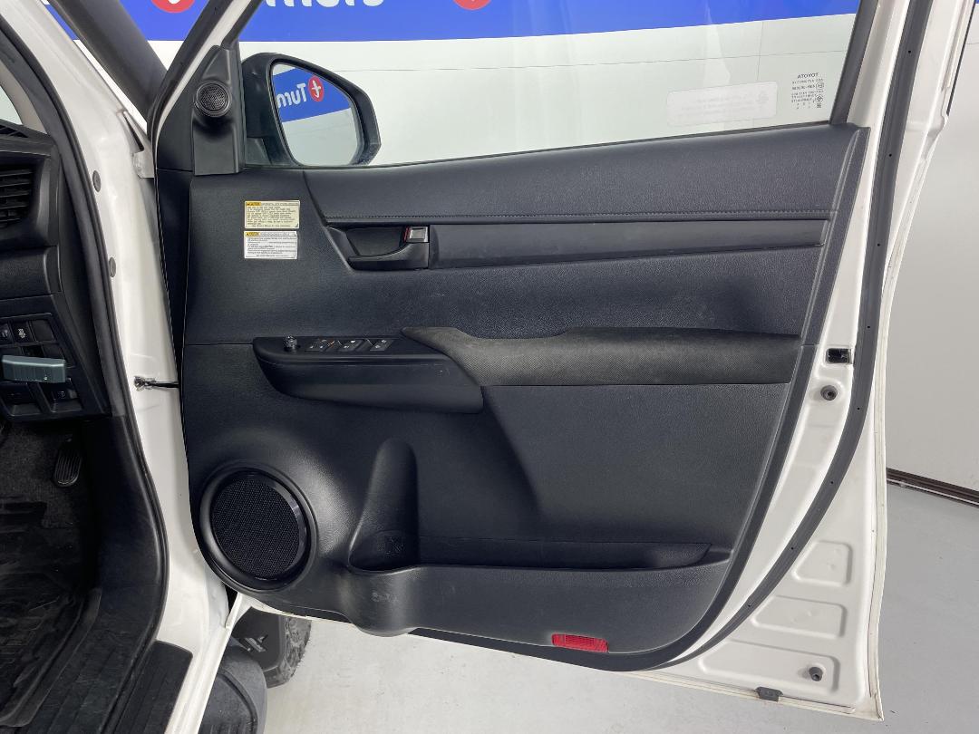 Photo '15' of Toyota Hilux