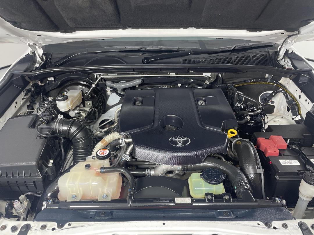 Photo '13' of Toyota Hilux