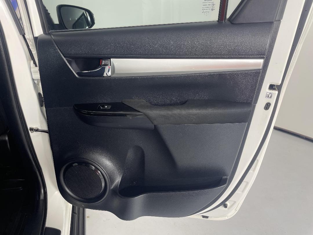 Photo '19' of Toyota Hilux