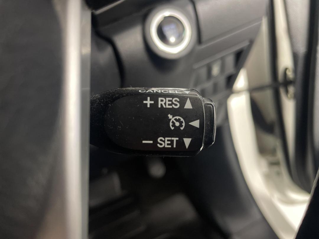 Photo '24' of Toyota Hilux