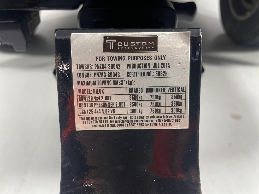 Photo '30' of Toyota Hilux