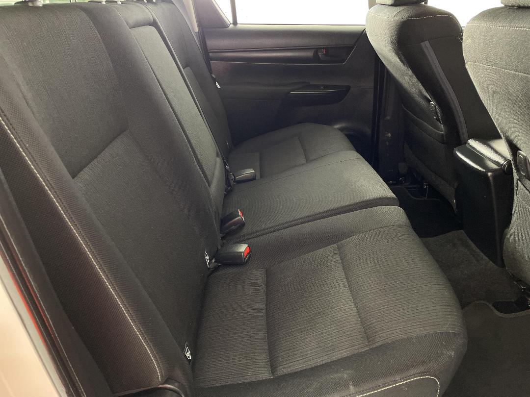 Photo '20' of Toyota Hilux