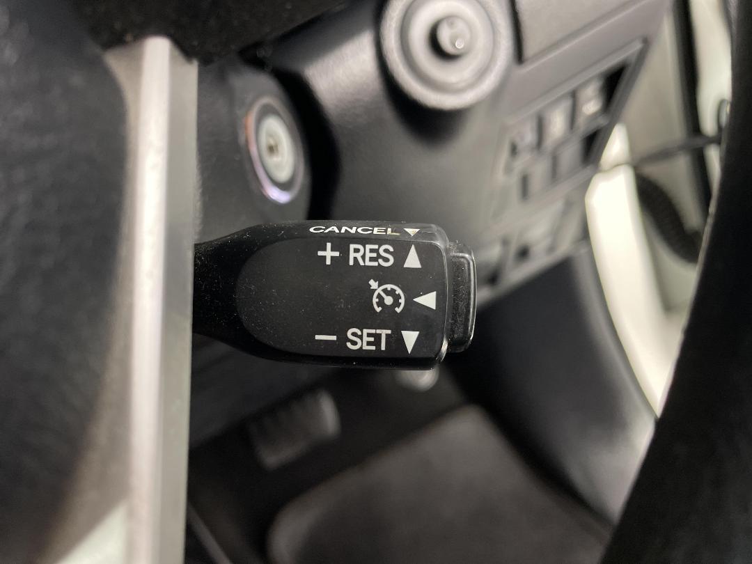 Photo '24' of Toyota Hilux