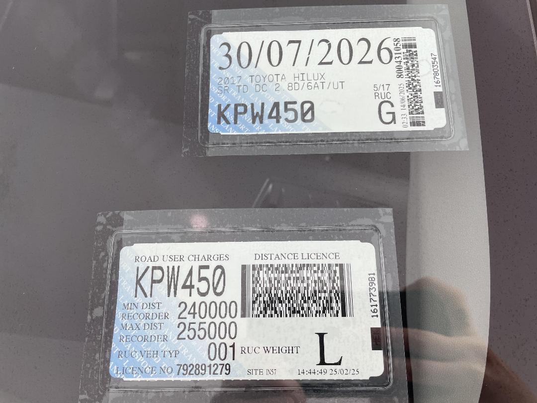 Photo '30' of Toyota Hilux