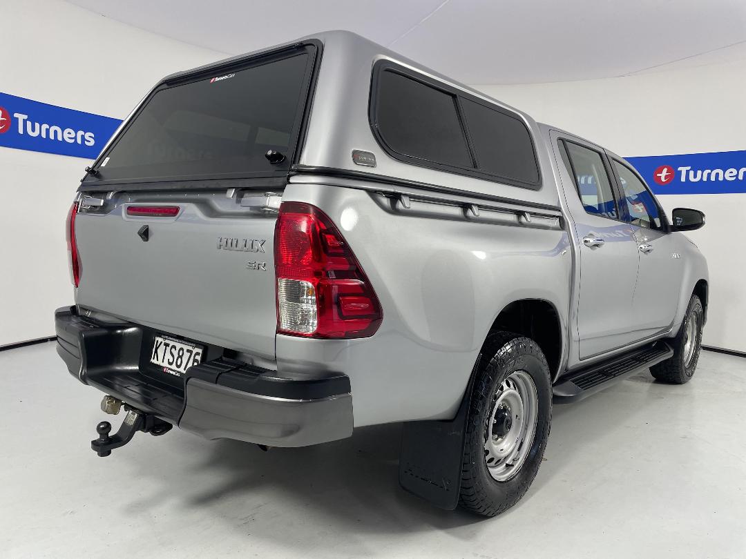 Photo '7' of Toyota Hilux