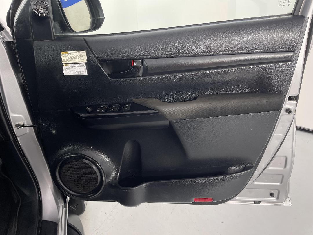 Photo '15' of Toyota Hilux