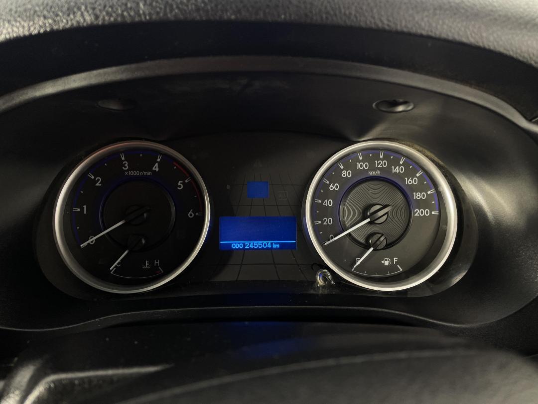 Photo '21' of Toyota Hilux