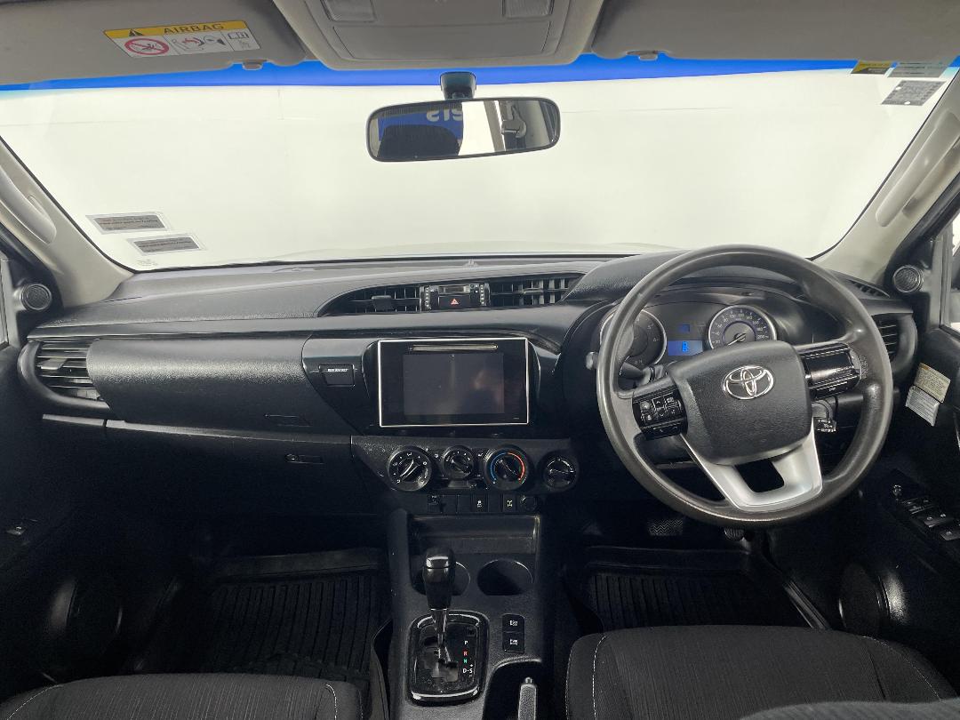 Photo '17' of Toyota Hilux