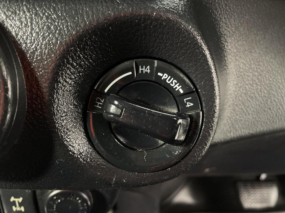 Photo '27' of Toyota Hilux