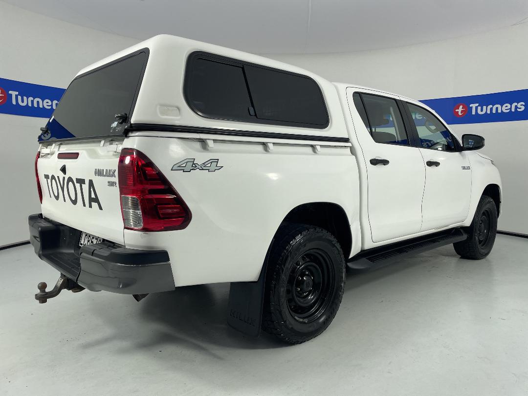 Photo '7' of Toyota Hilux