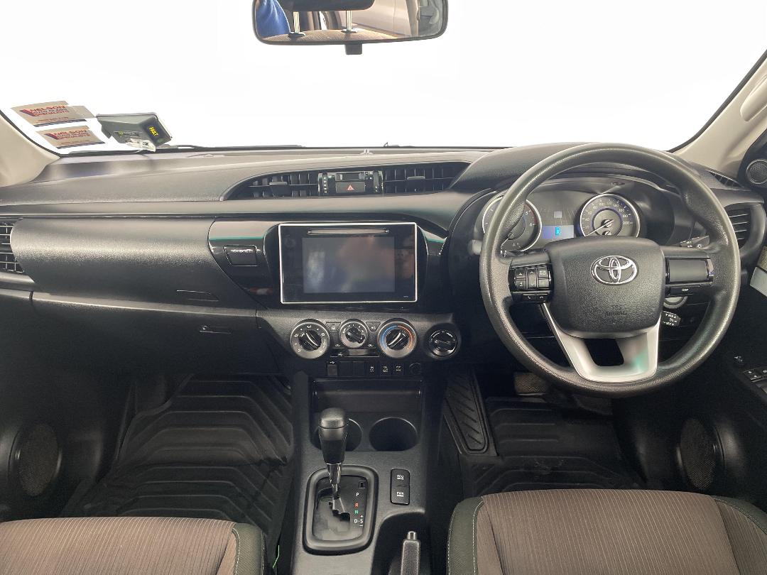 Photo '17' of Toyota Hilux