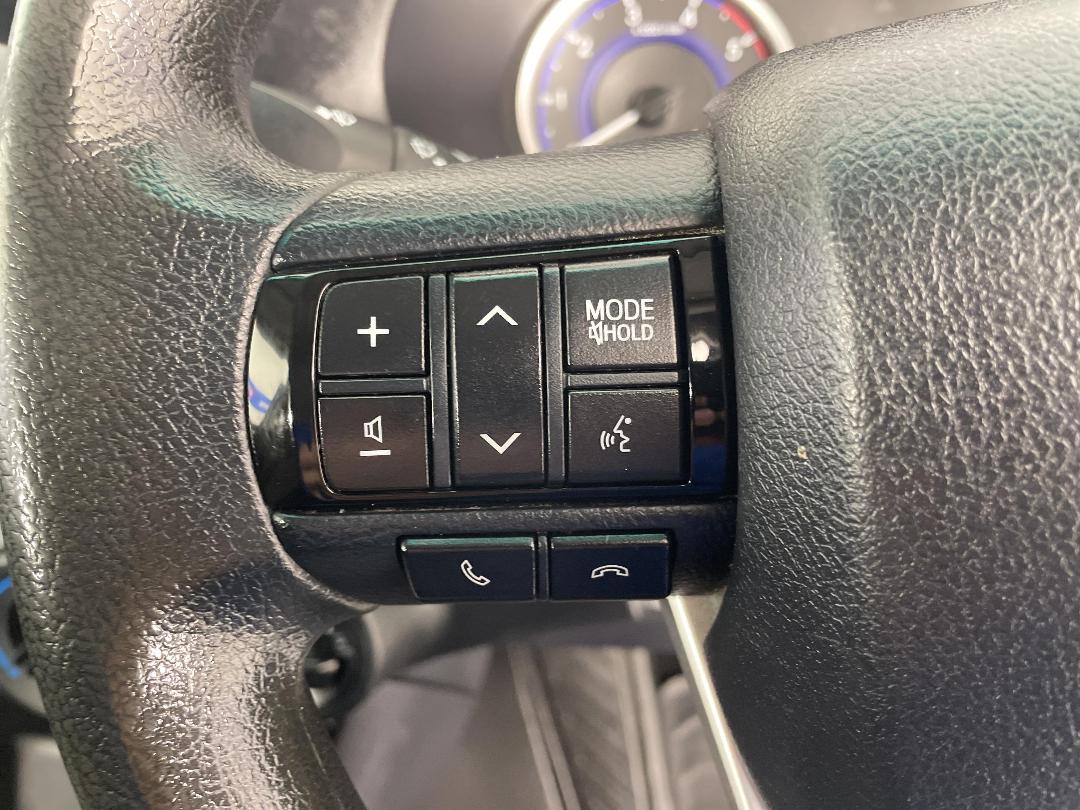 Photo '24' of Toyota Hilux