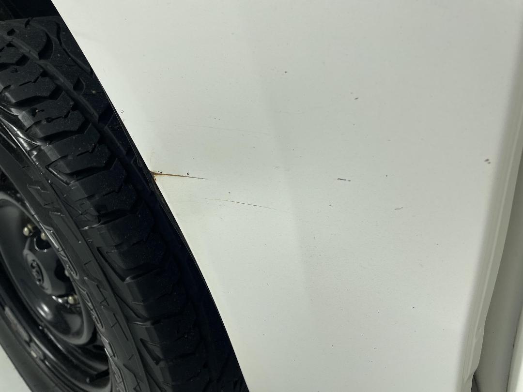 Photo '32' of Toyota Hilux