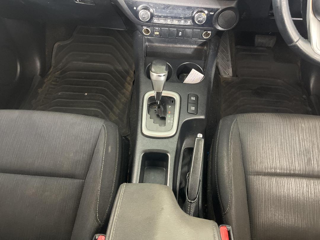 Photo '23' of Toyota Hilux