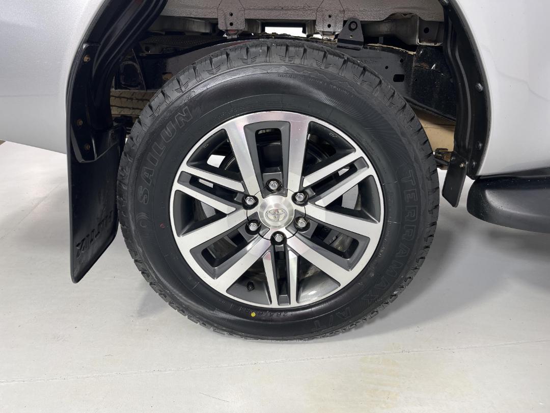 Photo '12' of Toyota Hilux Photo '12' of Toyota Hilux