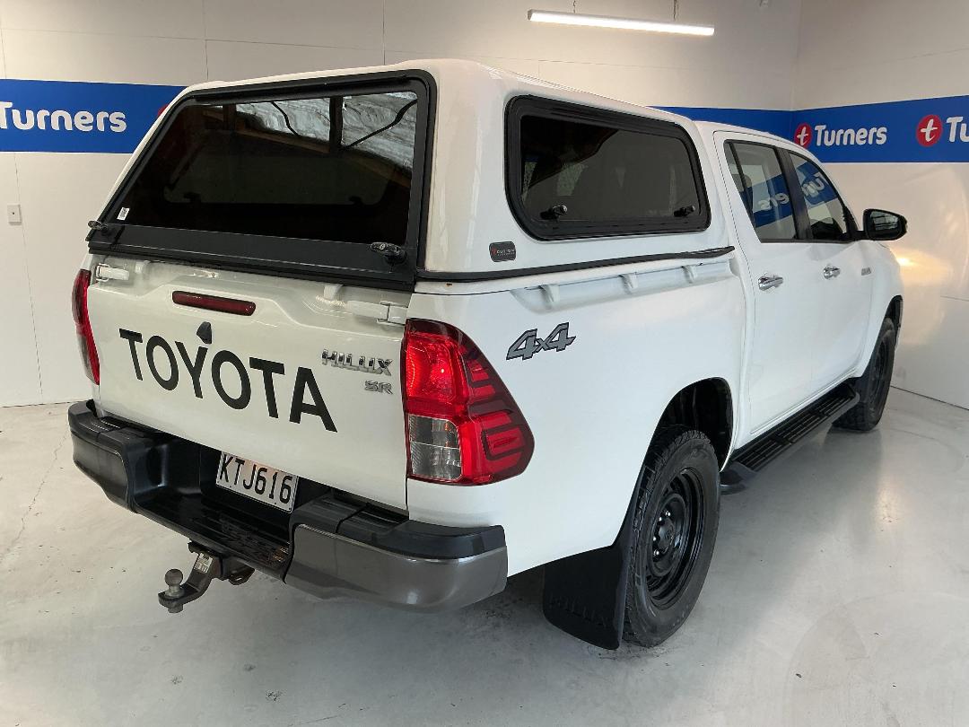 Photo '7' of Toyota Hilux Photo '7' of Toyota Hilux