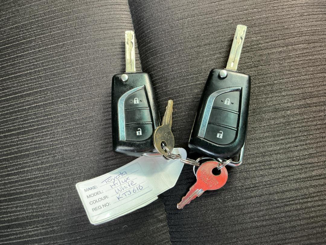 Photo '22' of Toyota Hilux Photo '22' of Toyota Hilux