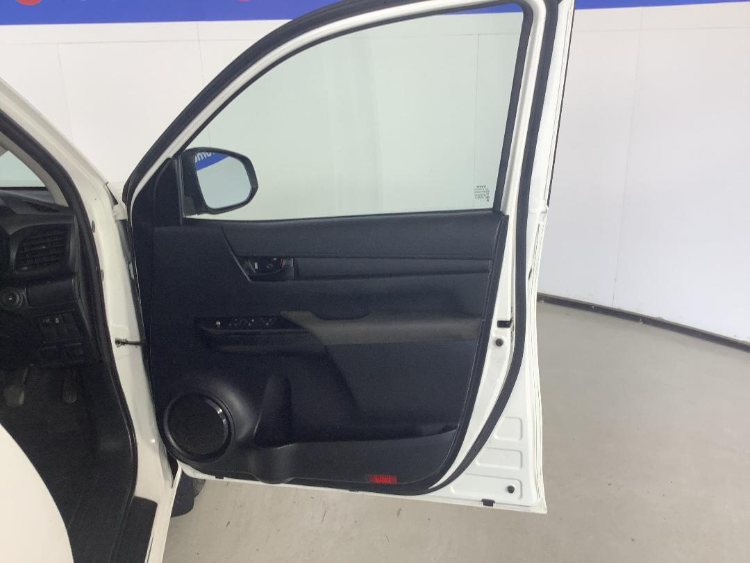 Photo '15' of Toyota Hilux Photo '15' of Toyota Hilux