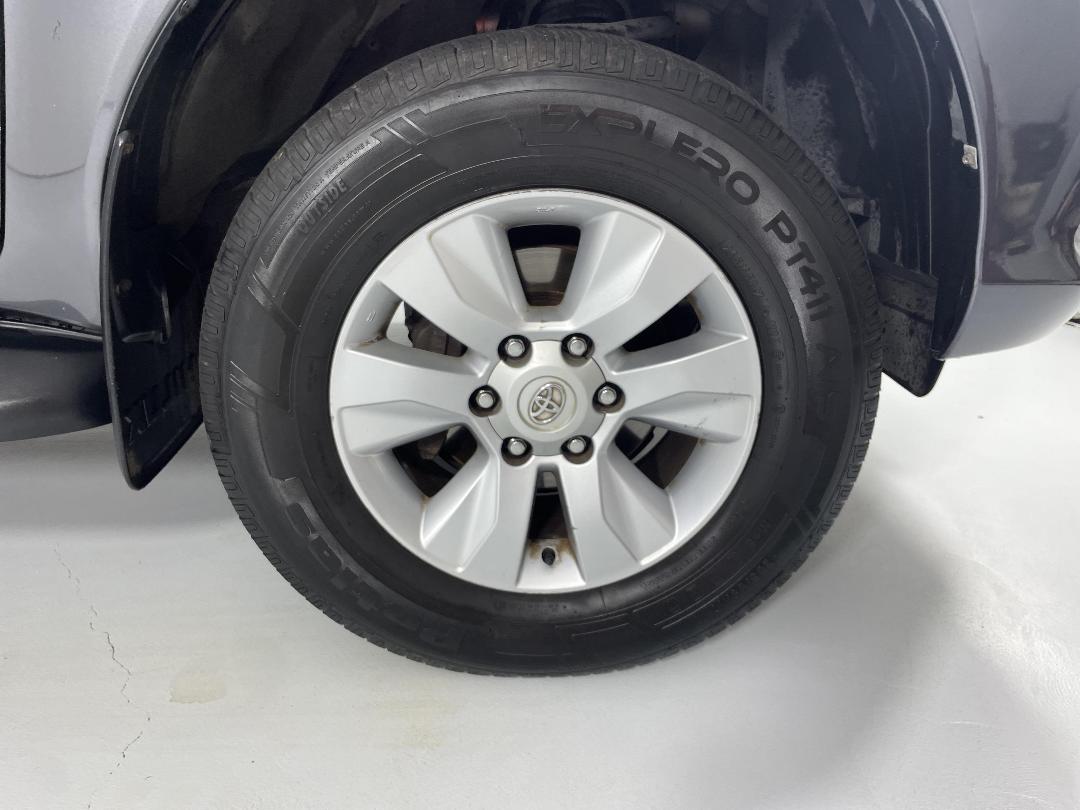 Photo '9' of Toyota Hilux Photo '9' of Toyota Hilux