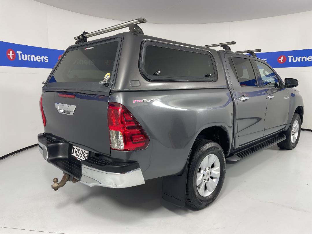 Photo '7' of Toyota Hilux Photo '7' of Toyota Hilux