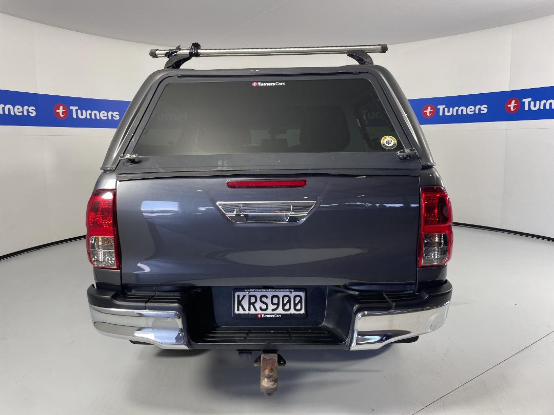 Photo '6' of Toyota Hilux Photo '6' of Toyota Hilux