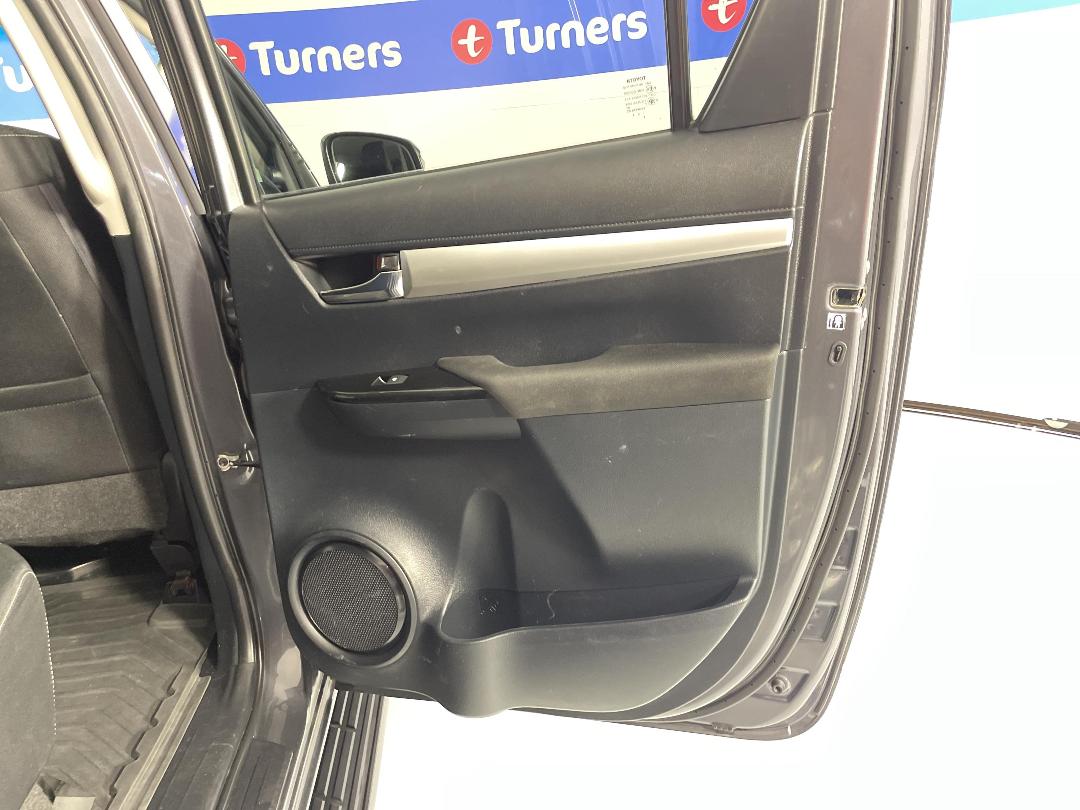 Photo '19' of Toyota Hilux Photo '19' of Toyota Hilux