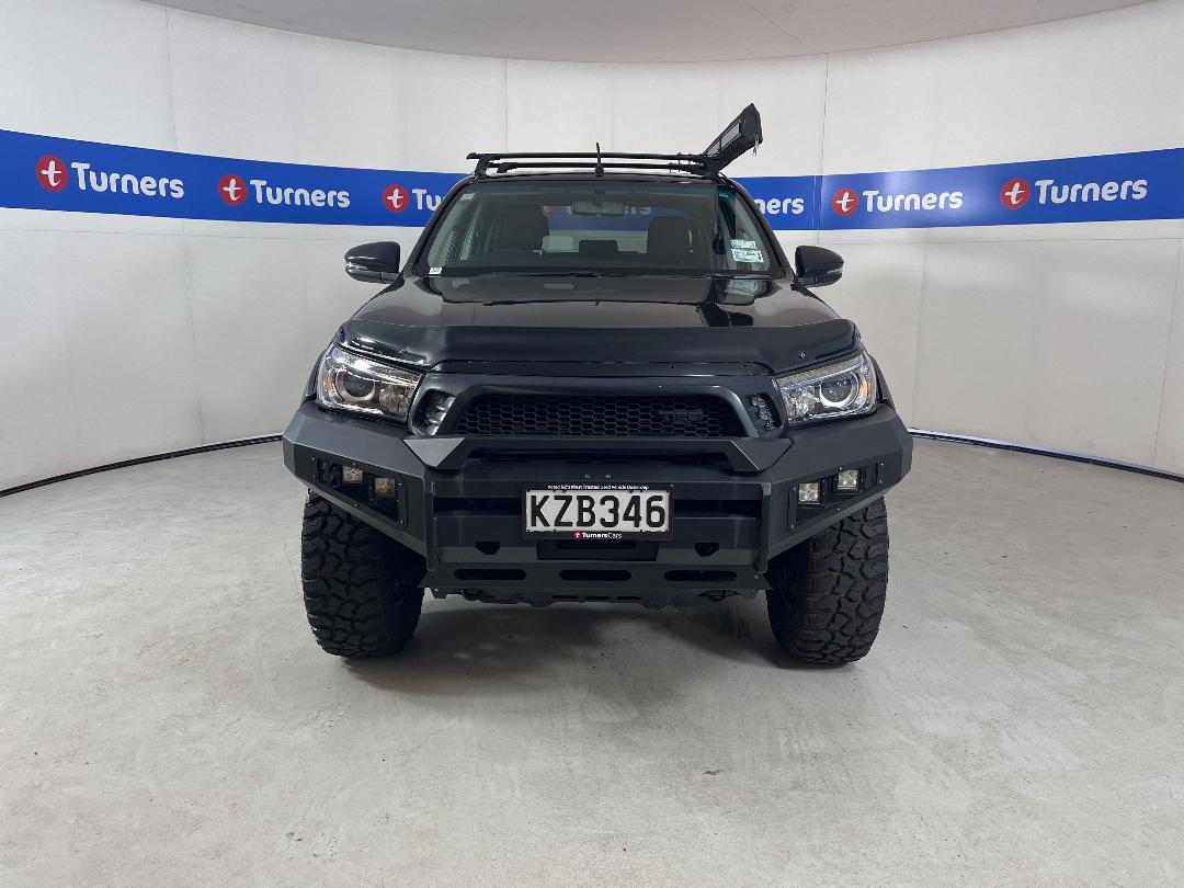 Photo '2' of Toyota Hilux Photo '2' of Toyota Hilux