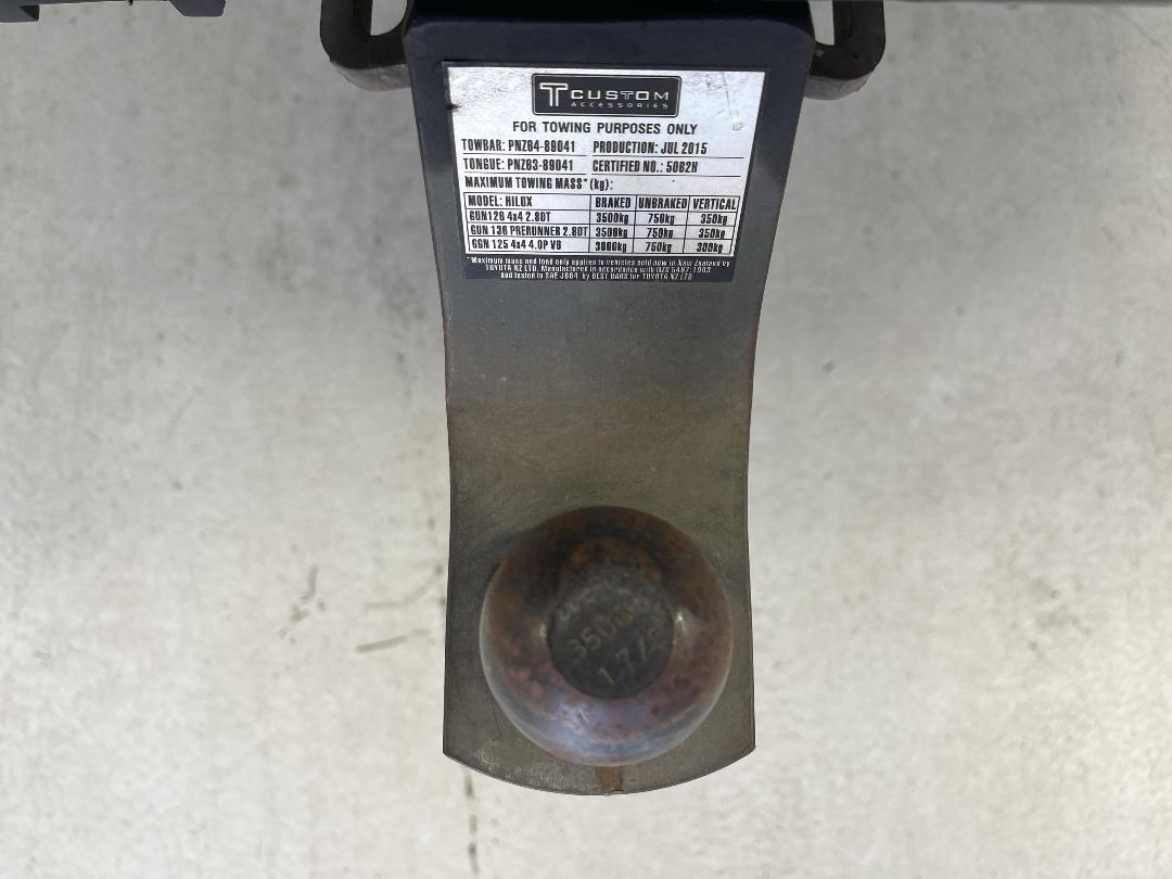 Photo '24' of Toyota Hilux Photo '24' of Toyota Hilux